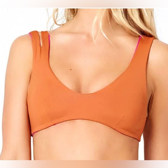 L*Space One Wave Reversible Top - Picture 2 of 4